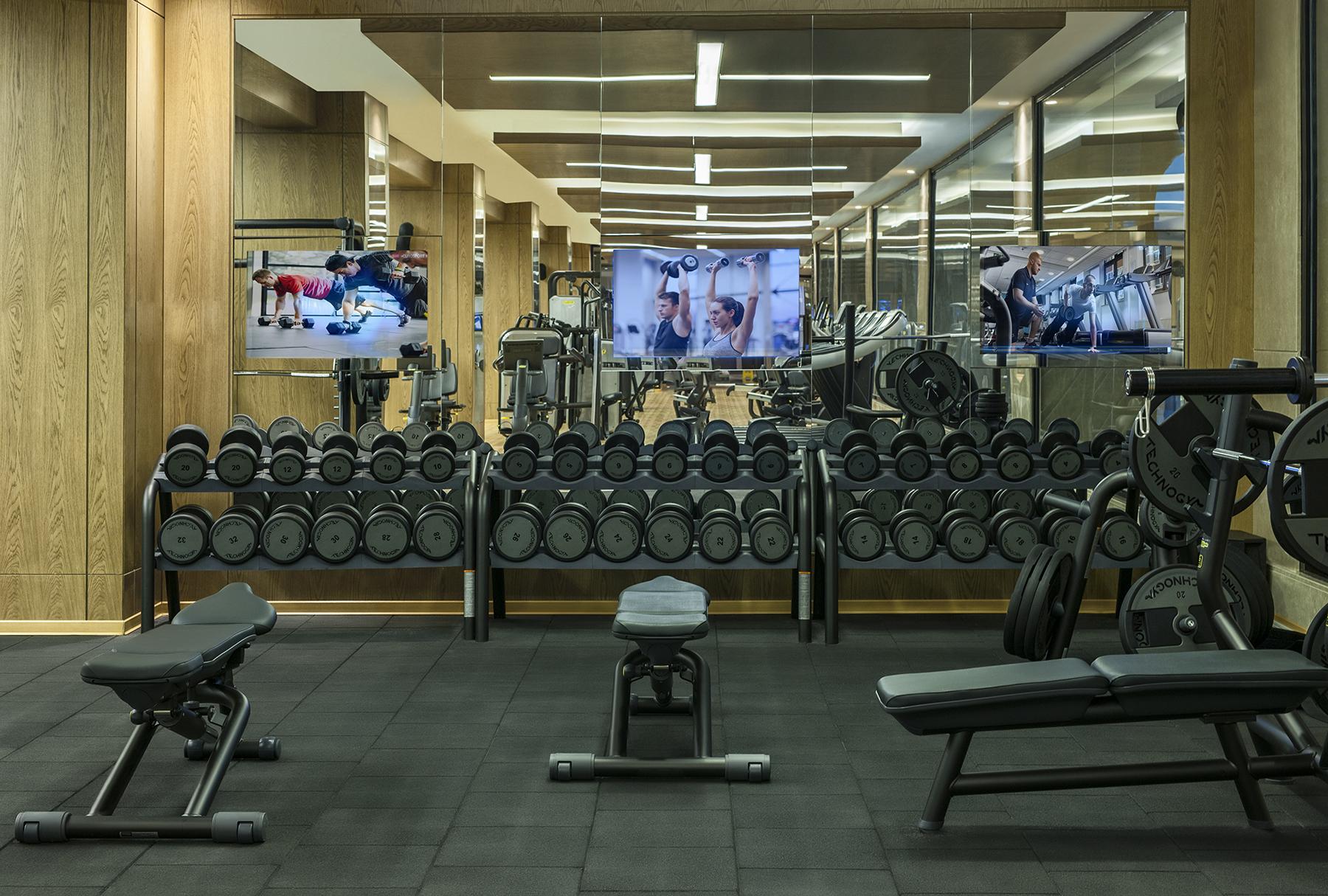 エリート ワールド ヨーロッパ ホテル イスタンブール エクステリア 写真 The gym at the London Marriott Grand Ballroom